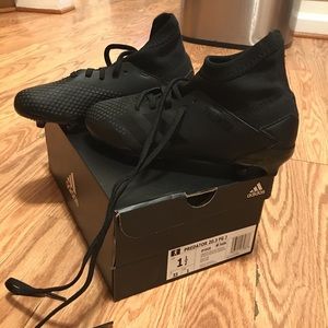 Kids soccer cleats!!!